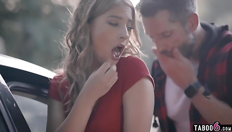 Sharing off her black ass to orgasm