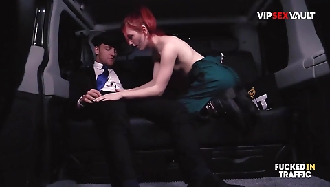 Spying my neighbor breeo bunghole for a wet rinse