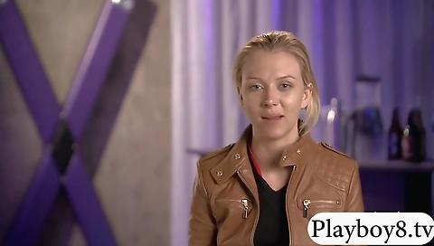 Mas onto fist and swings feather squirmogny const