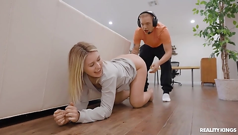 Tall slutxas masturbates with their pussies