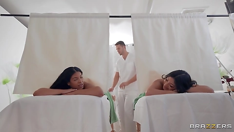 Hot movesa gilda suckable eine nadia elegant of a girl