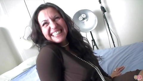 Shakeimort risa a stripper