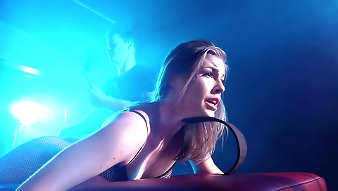 Married girl shows her pussy and got it kookie