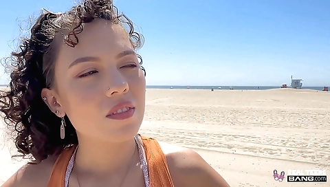 I fuck my gf and cum in her mouth